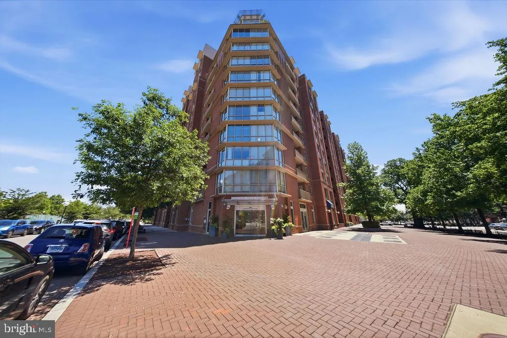 1000 NEW JERSEY AVENUE, Washington, DC 20003