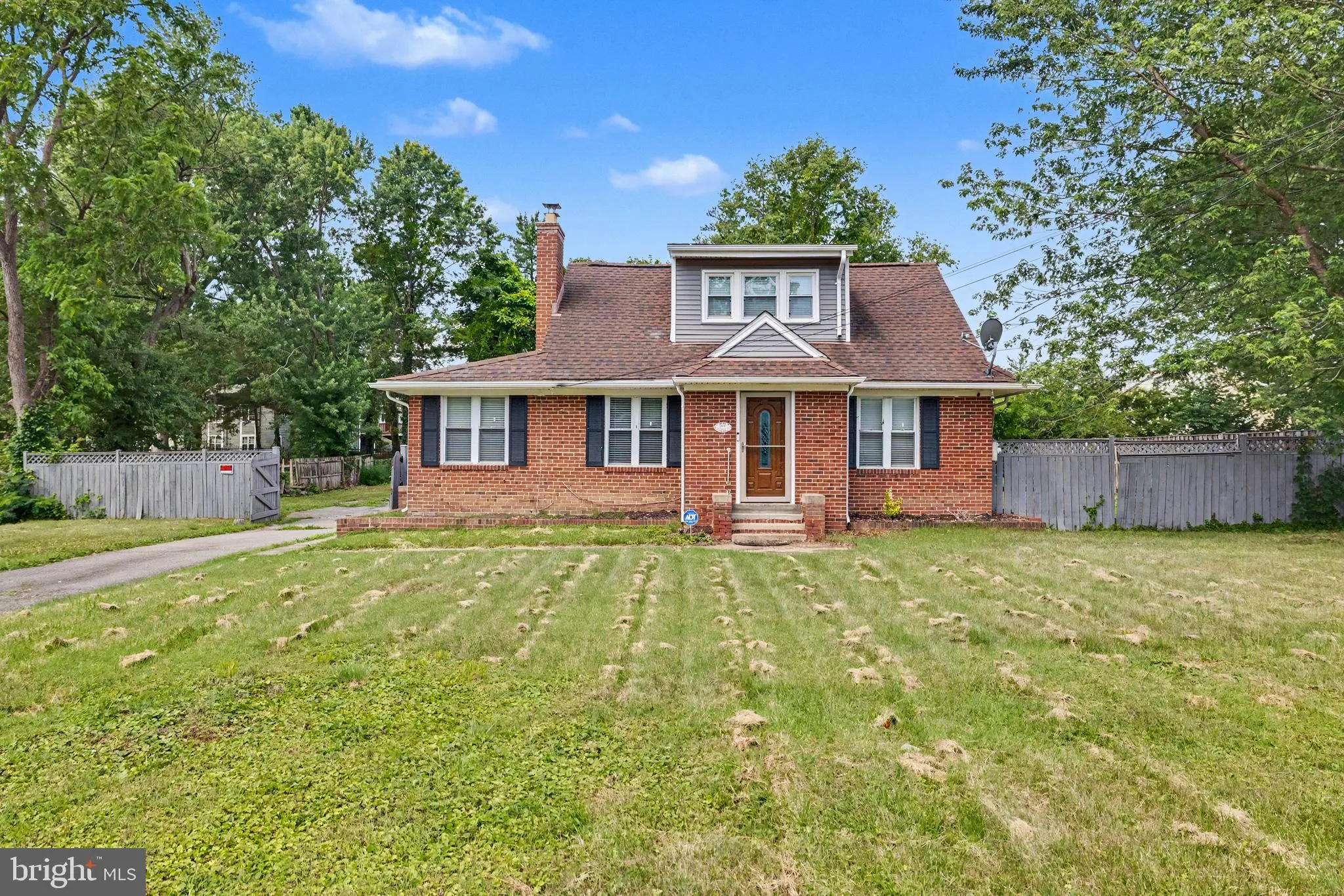 8608 WOODLAWN COURT, Alexandria, VA 22309