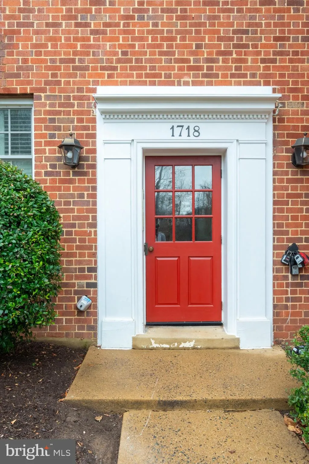 1718 ABINGDON DRIVE, Alexandria, VA 22314