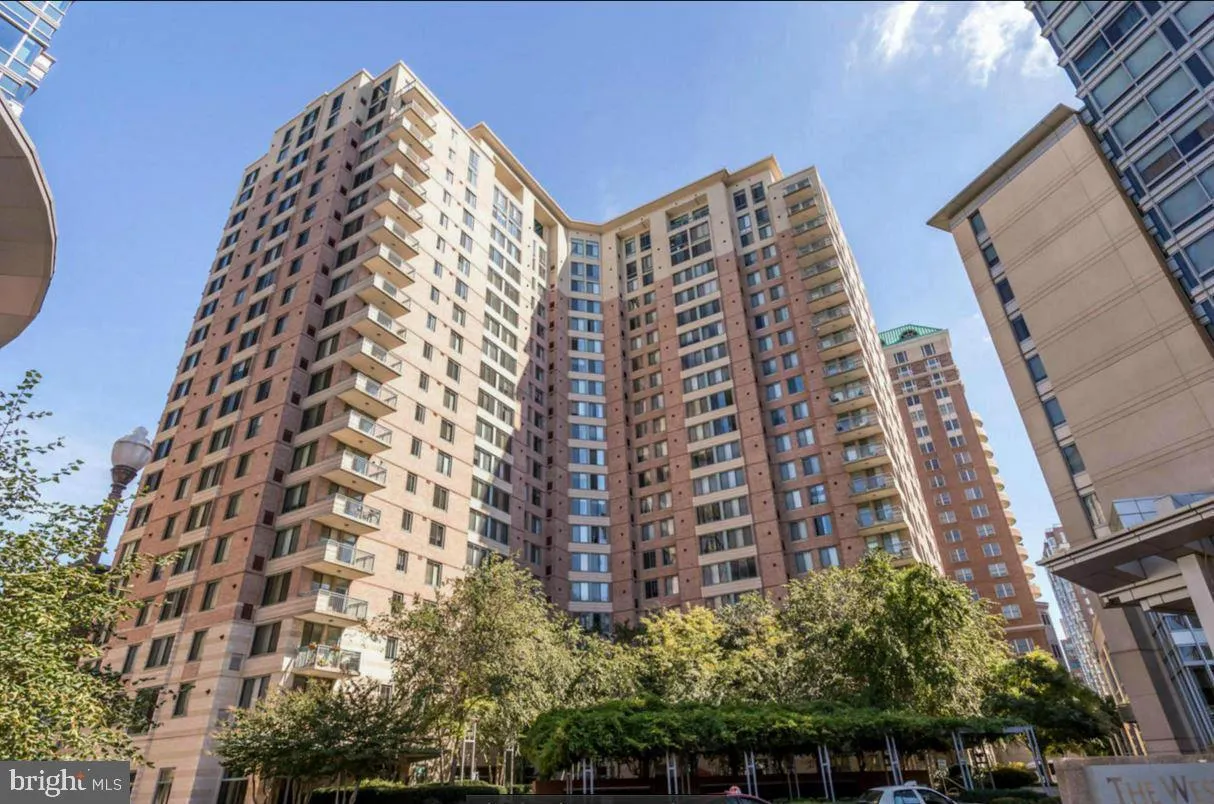 851 GLEBE ROAD, Arlington, VA 22203