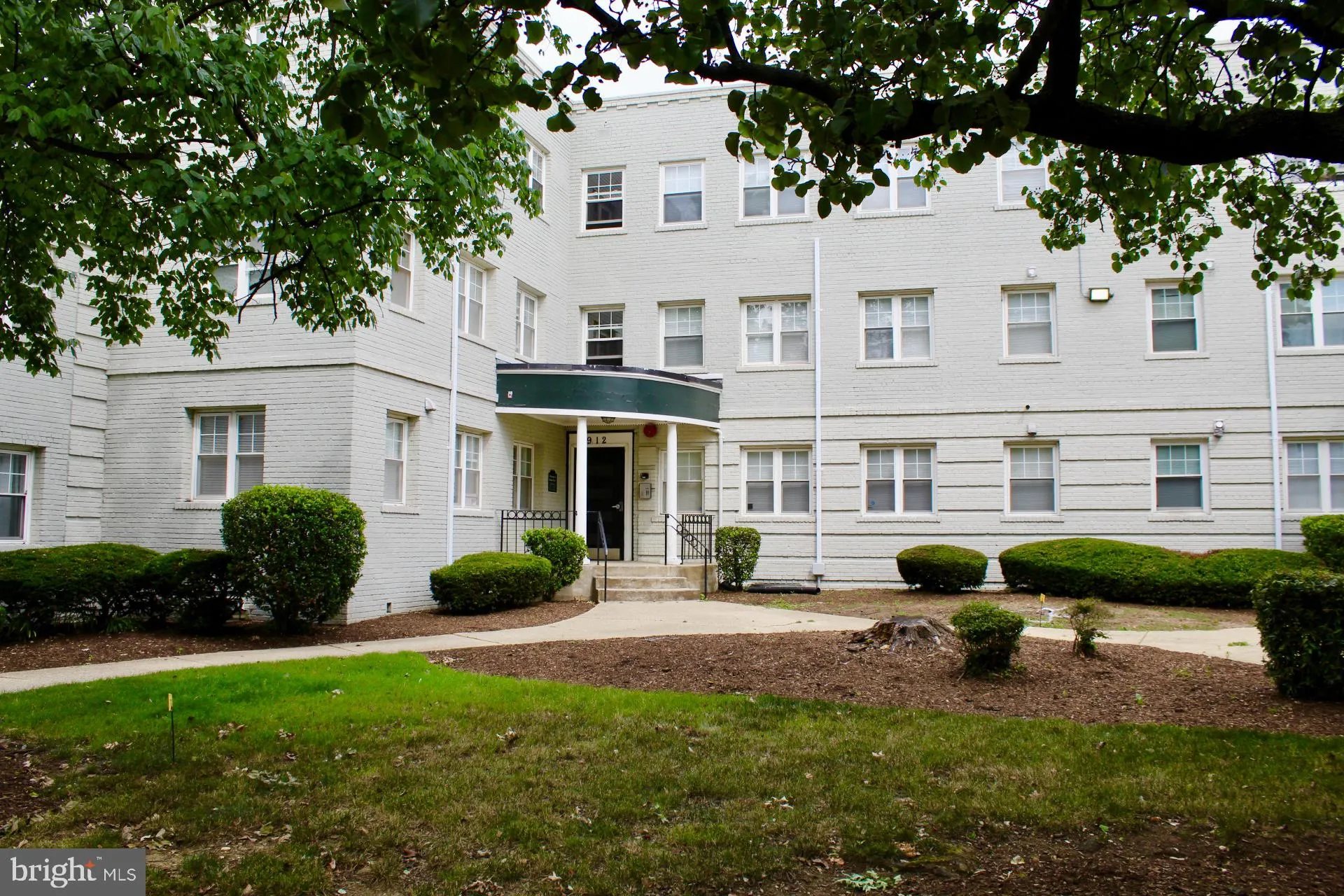 912 BARNABY STREET, Washington, DC 20032