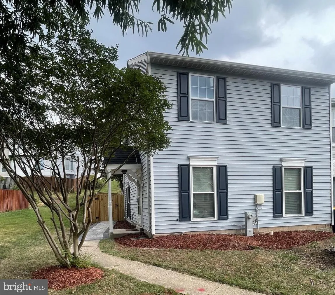 2745 RED OAK LANE, Glenarden, MD 20706