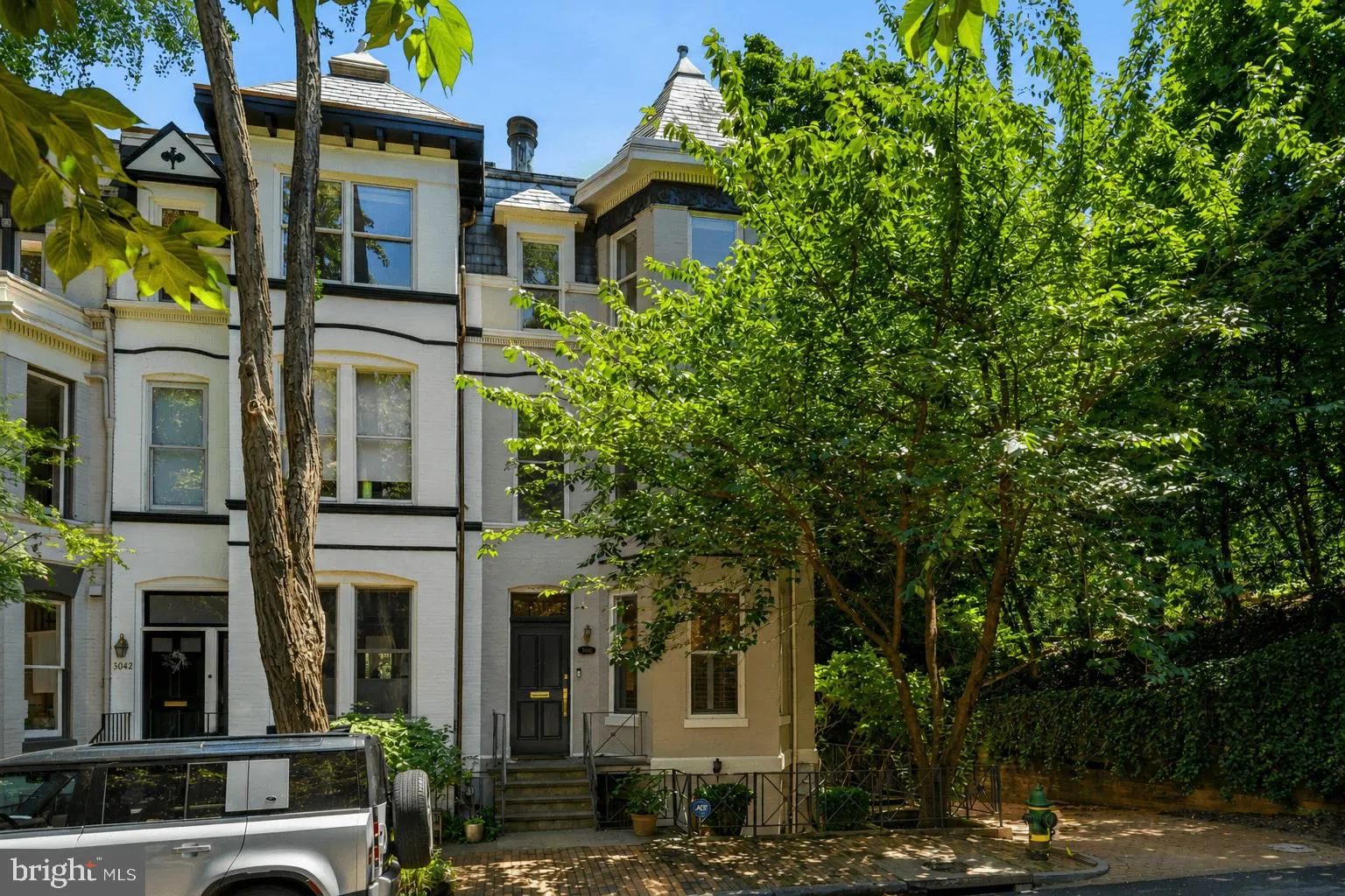 3044 CAMBRIDGE PLACE, Washington, DC 20007