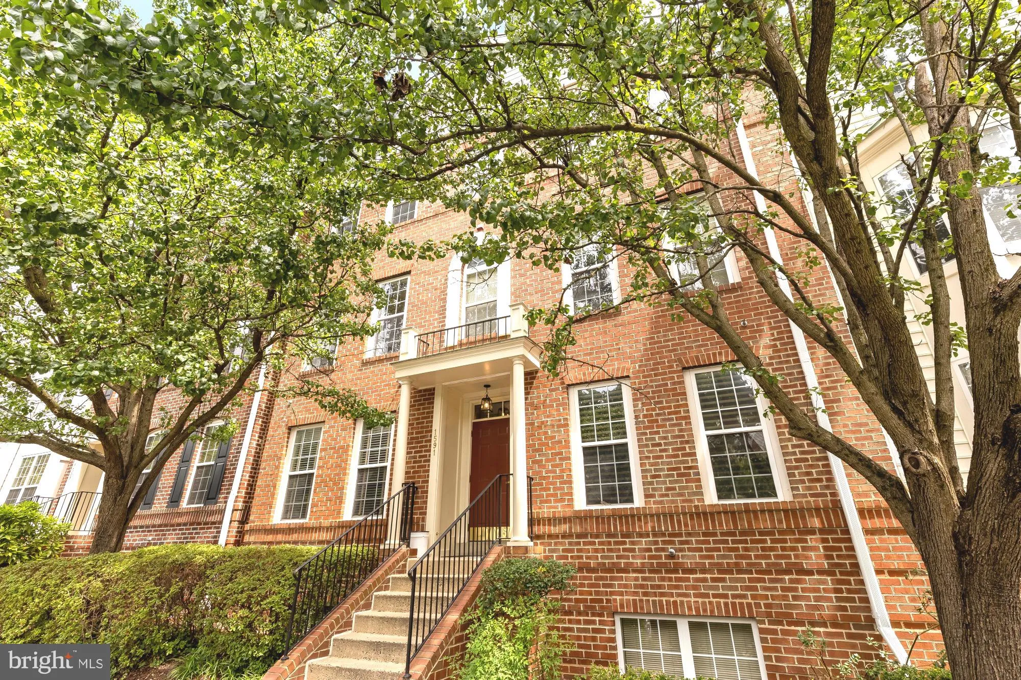 1591 LEEDS CASTLE DRIVE, Vienna, VA 22182