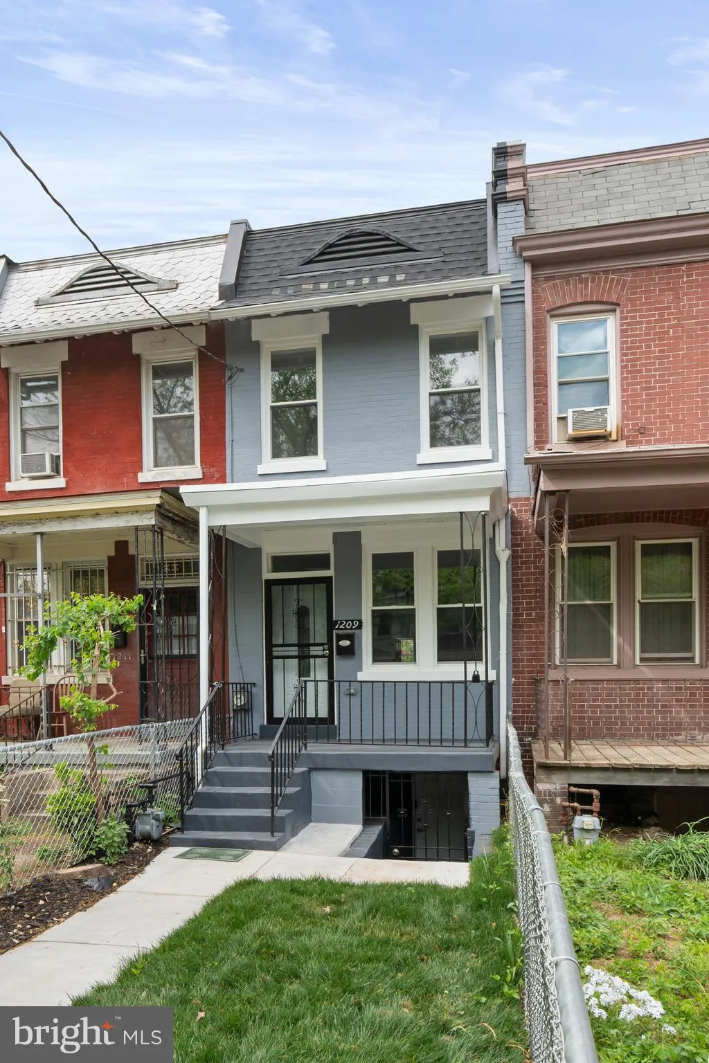 1209 SHEPHERD STREET, Washington, DC 20011