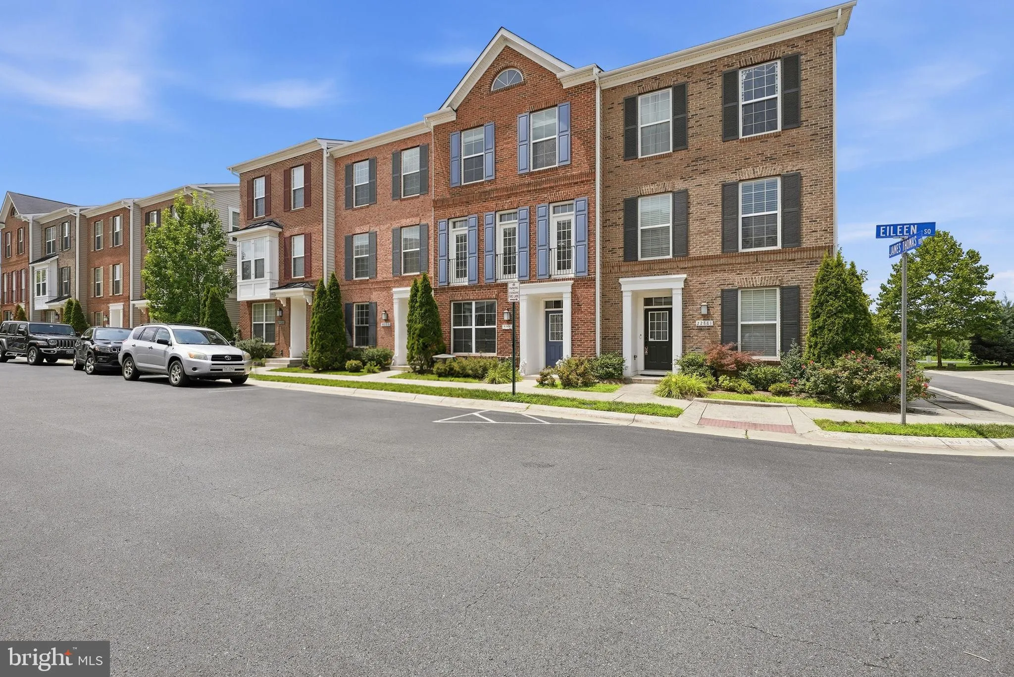 22883 EILEEN SQUARE, Sterling, VA 20166