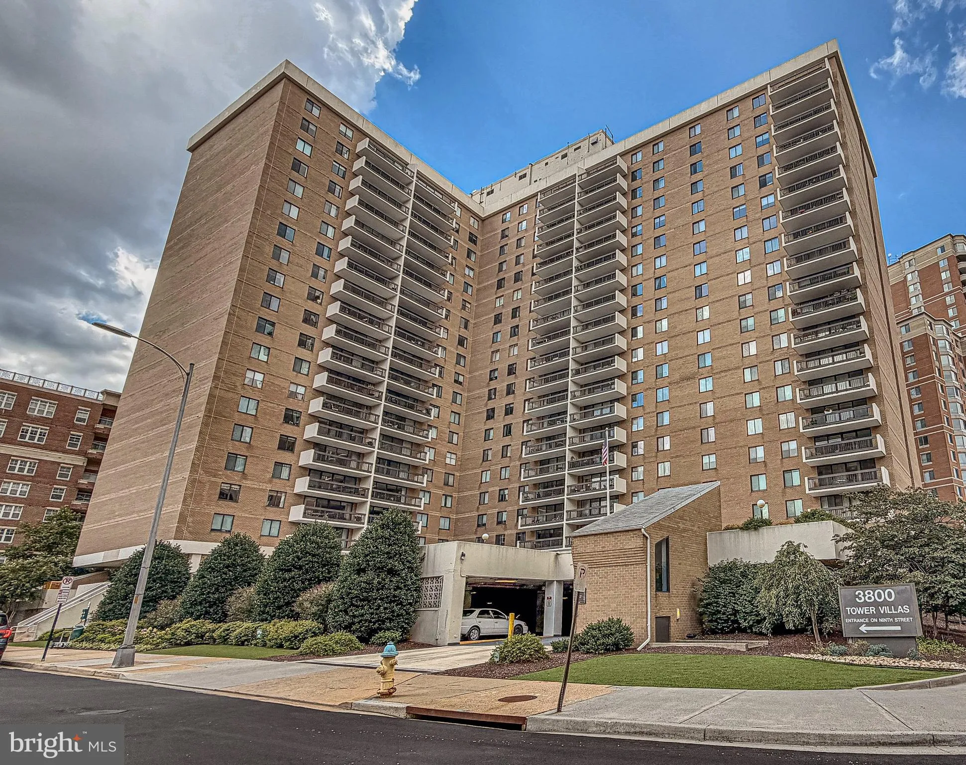 3800 FAIRFAX DRIVE, Arlington, VA 22203