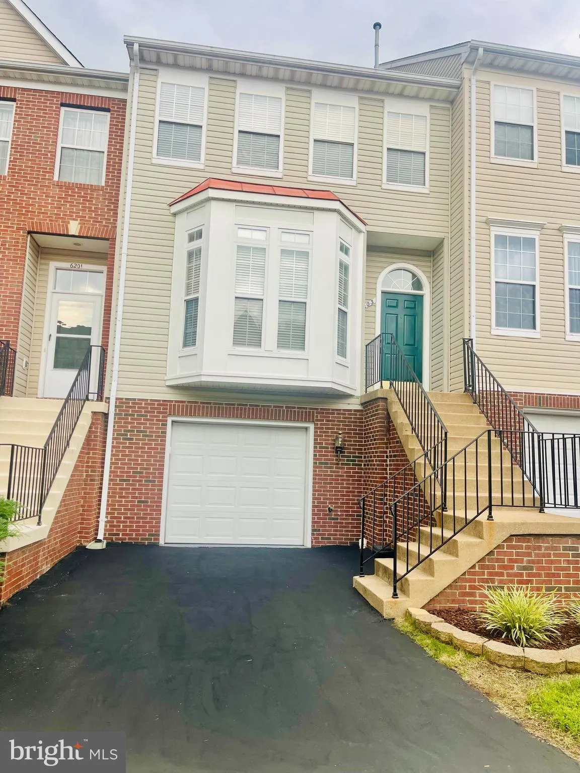6203 FROSTY WINTER COURT, Centreville, VA 20120