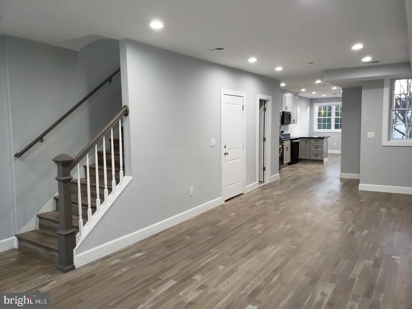 752 LAMONT STREET, Washington, DC 20010
