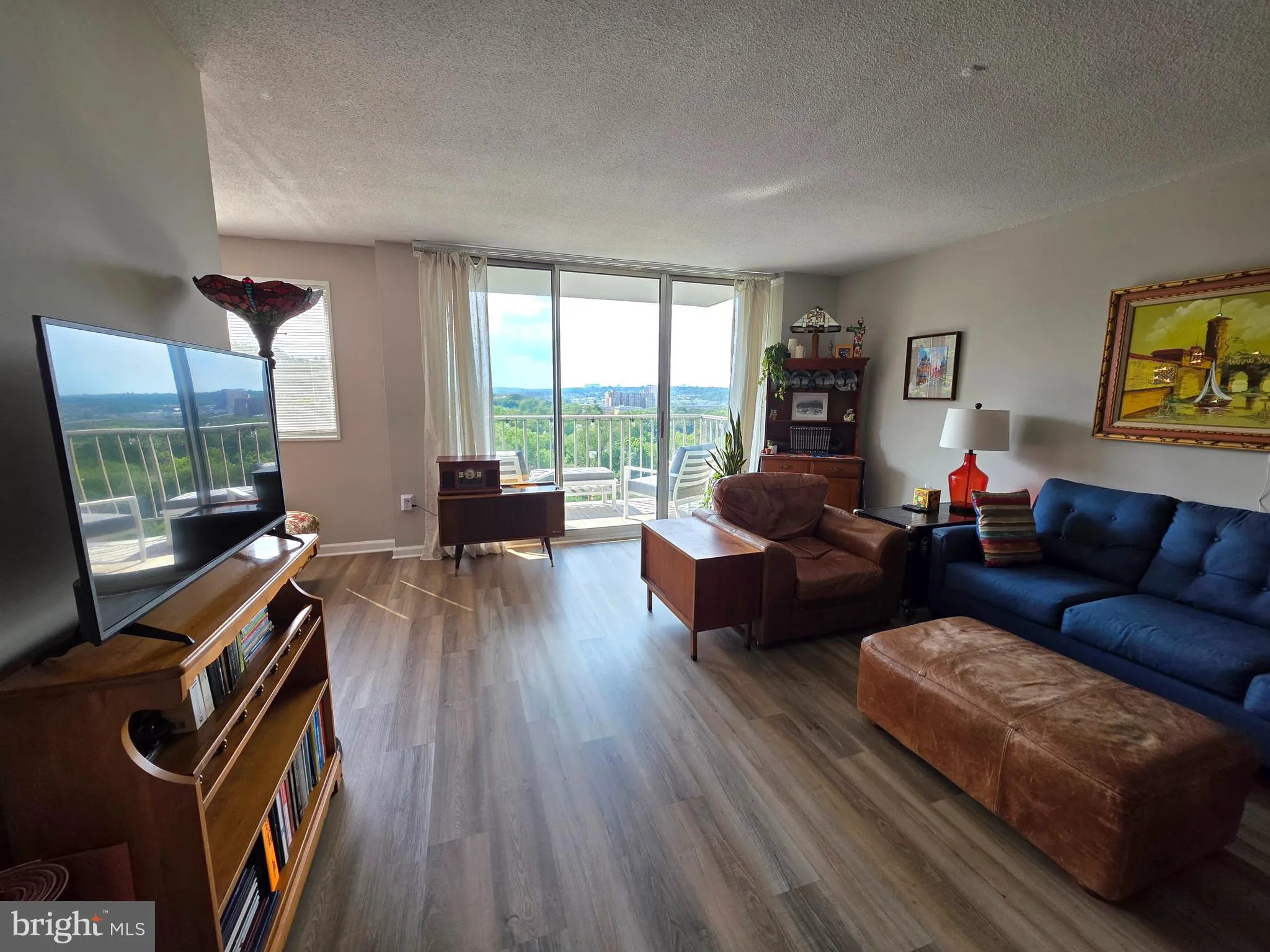 2059 HUNTINGTON AVENUE, Alexandria, VA 22303