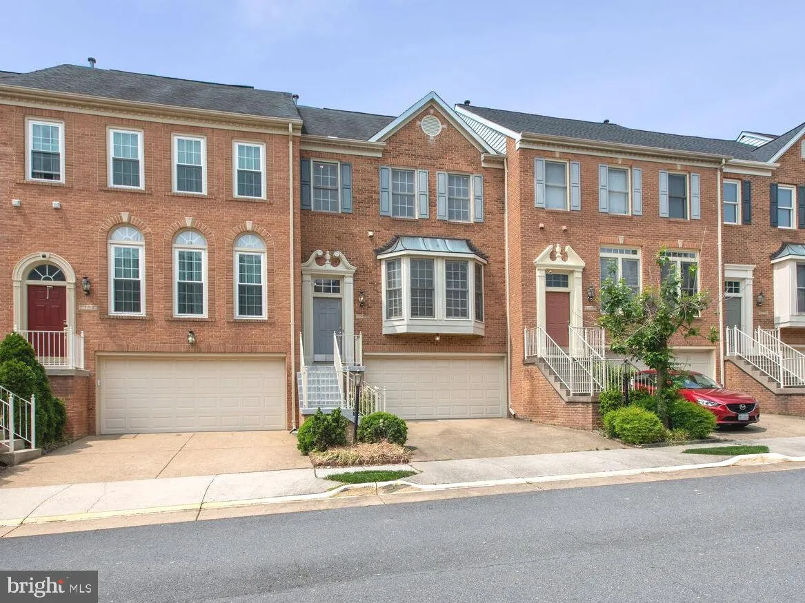 1782 DAWSON STREET, Vienna, VA 22182