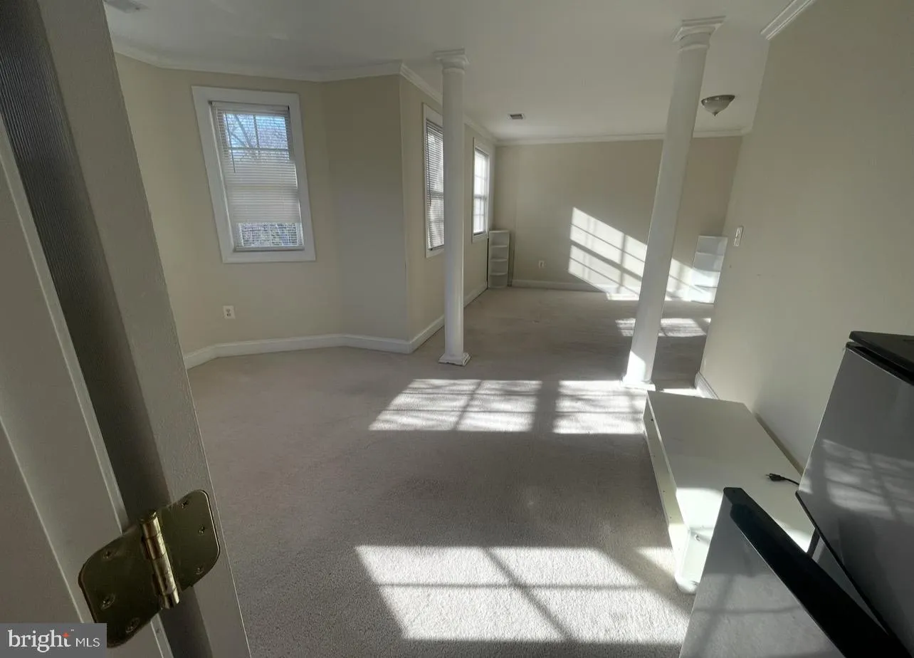 12530 POPES HEAD ROAD, Clifton, VA 20124