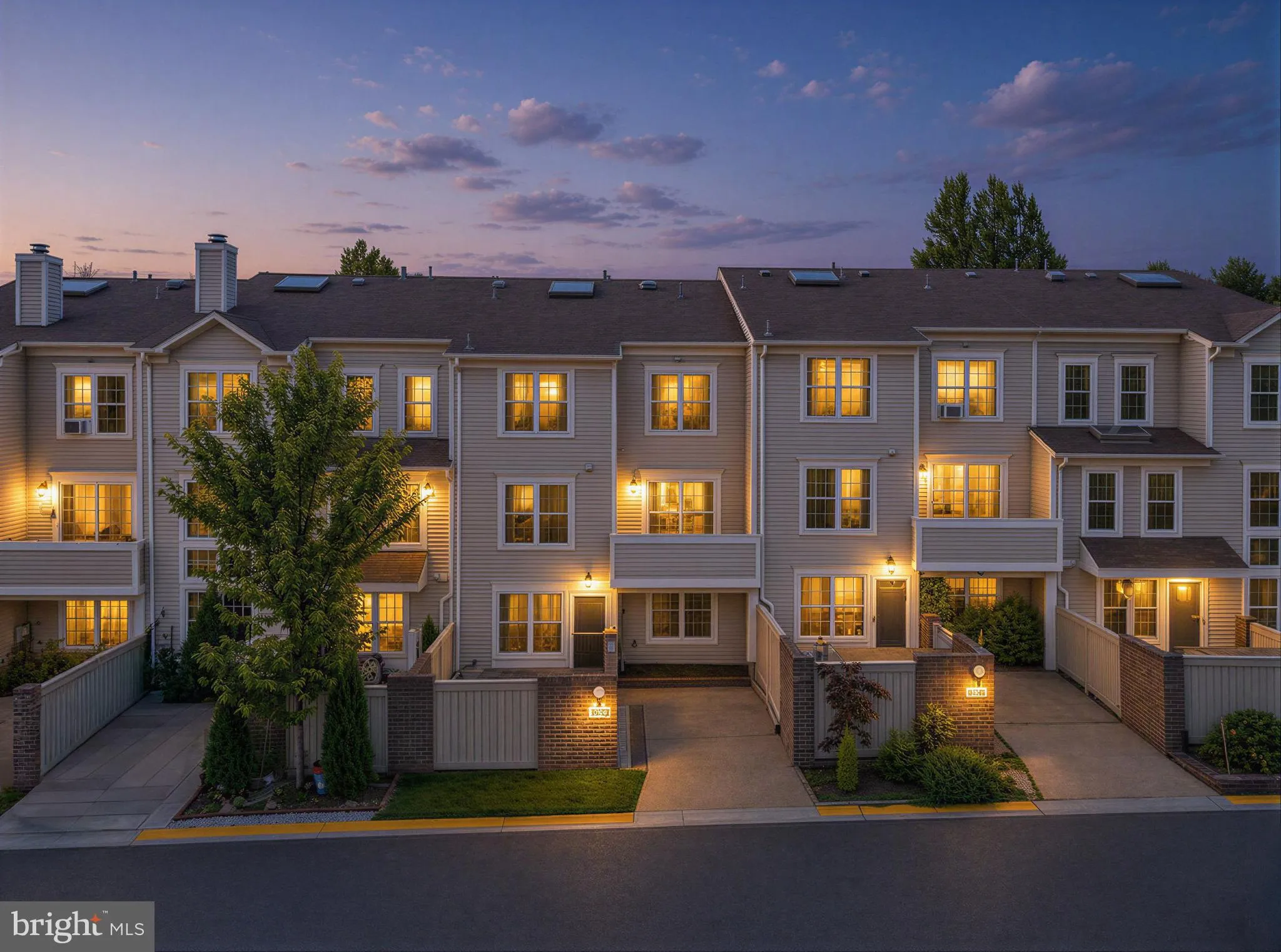 8807 ROSEMARK COURT, Montgomery Village, MD 20886