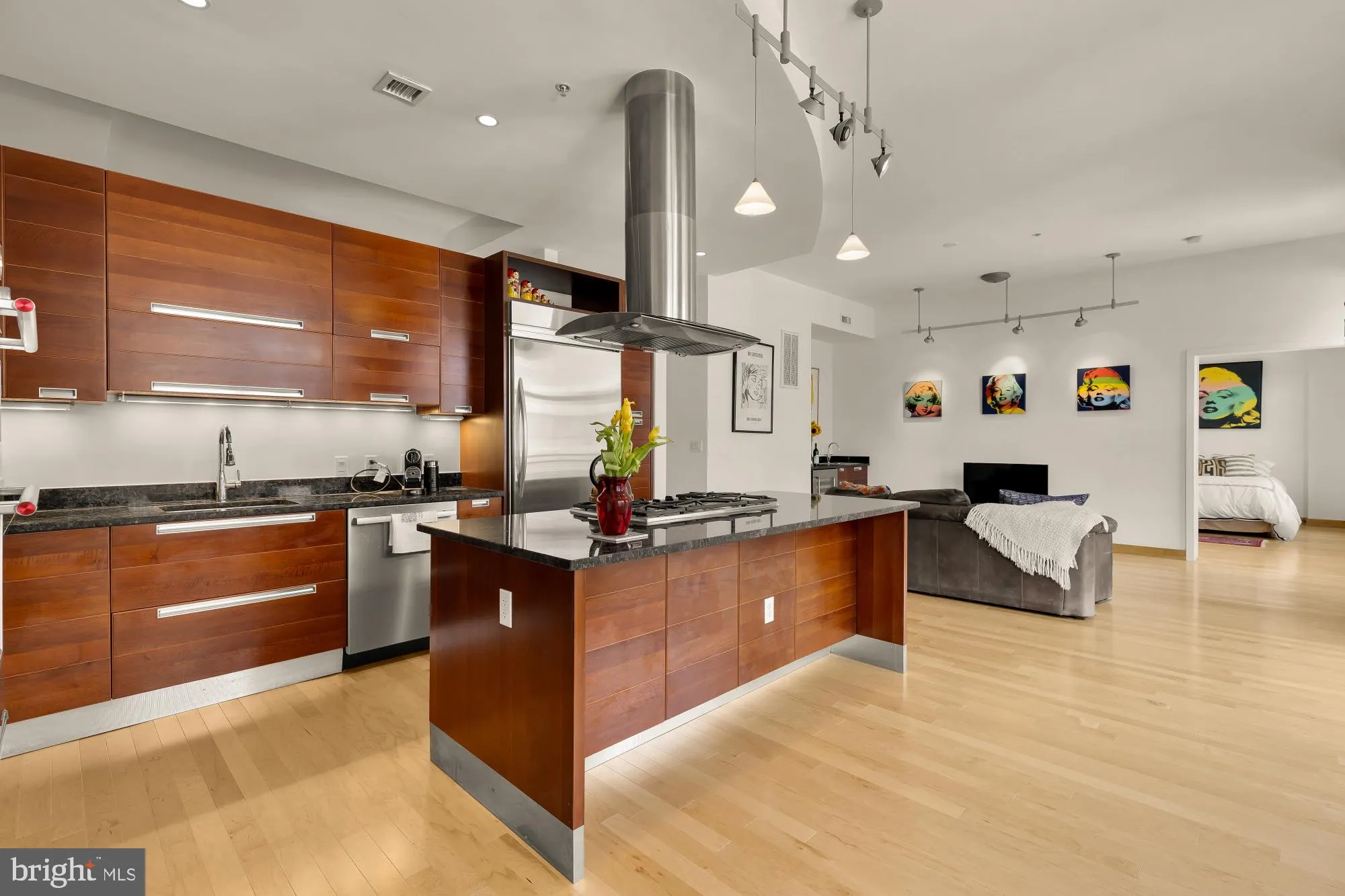 1413 P STREET, Washington, DC 20005