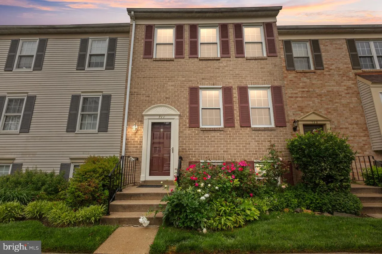 711 IVY LEAGUE LANE, Rockville, MD 20850
