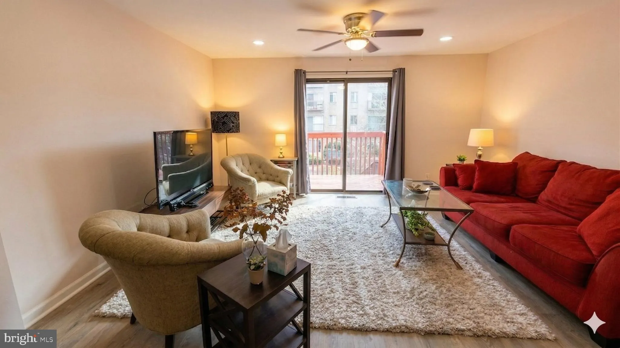 971 TAYLOR STREET, Arlington, VA 22204