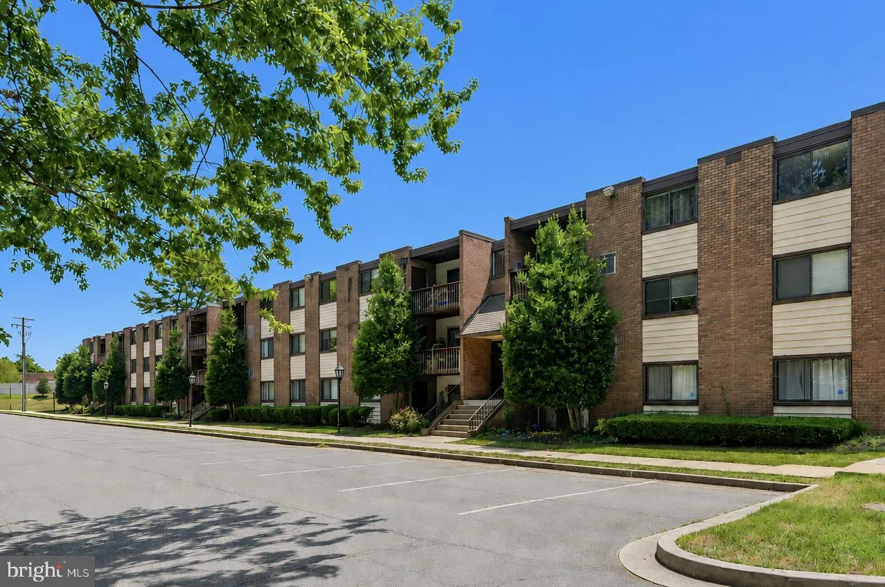 10725 WEST DRIVE, Fairfax, VA 22030