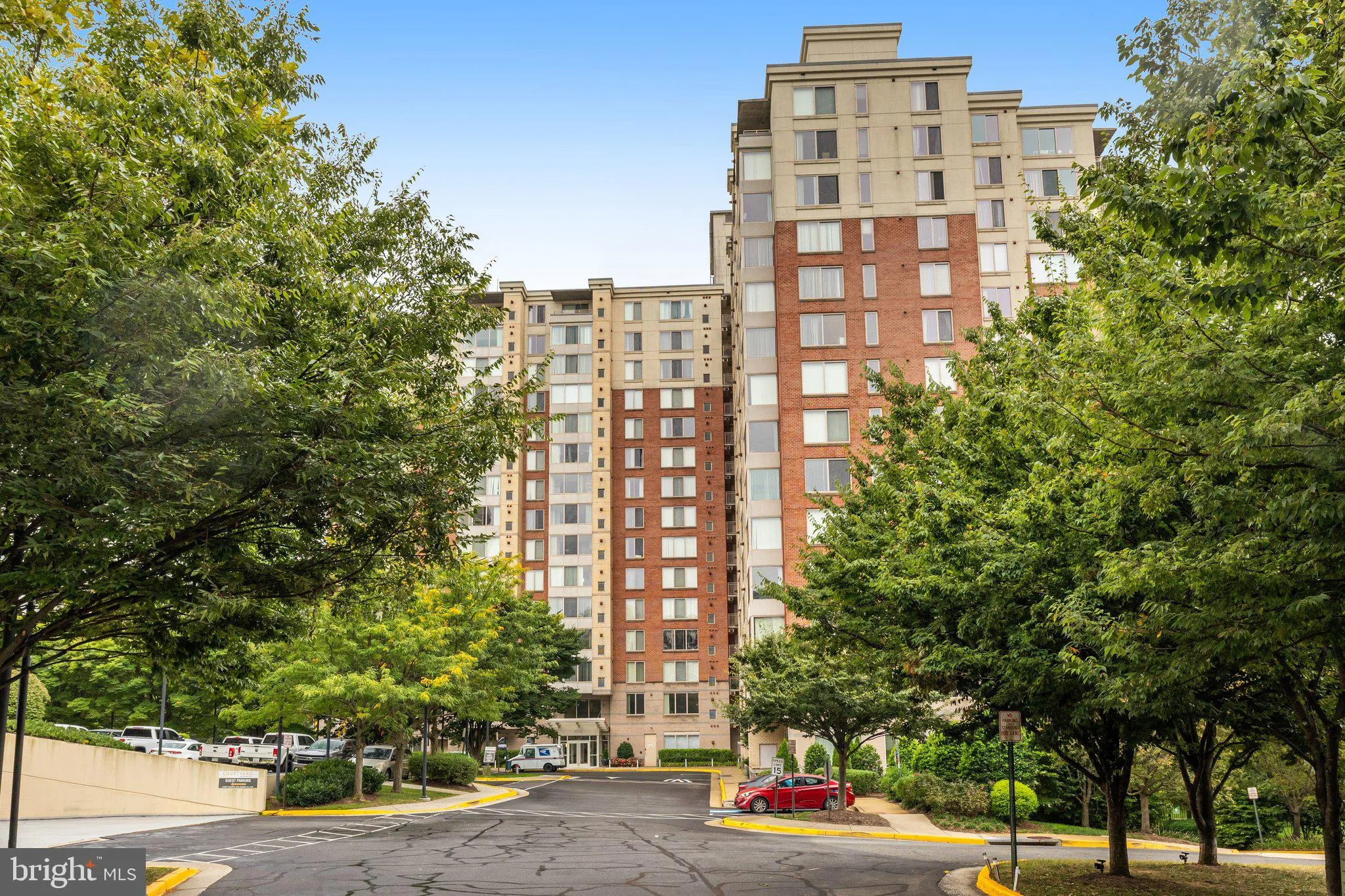 2726 GALLOWS ROAD, Vienna, VA 22180