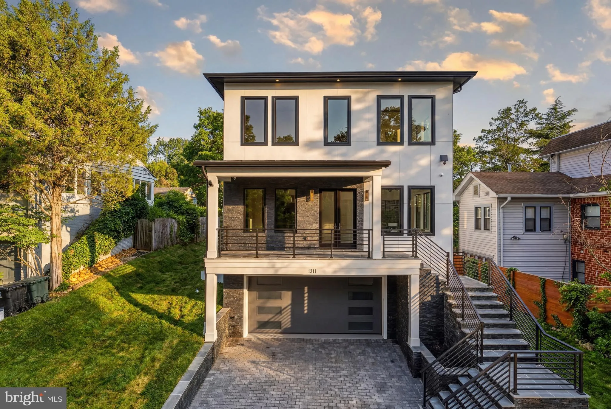 1211 20TH STREET, Arlington, VA 22202