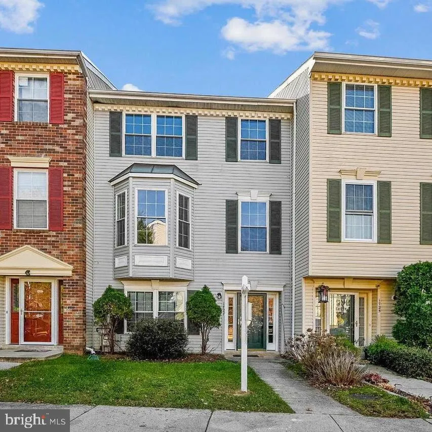 1727 WOOD CARRIAGE WAY, Severn, MD 21144