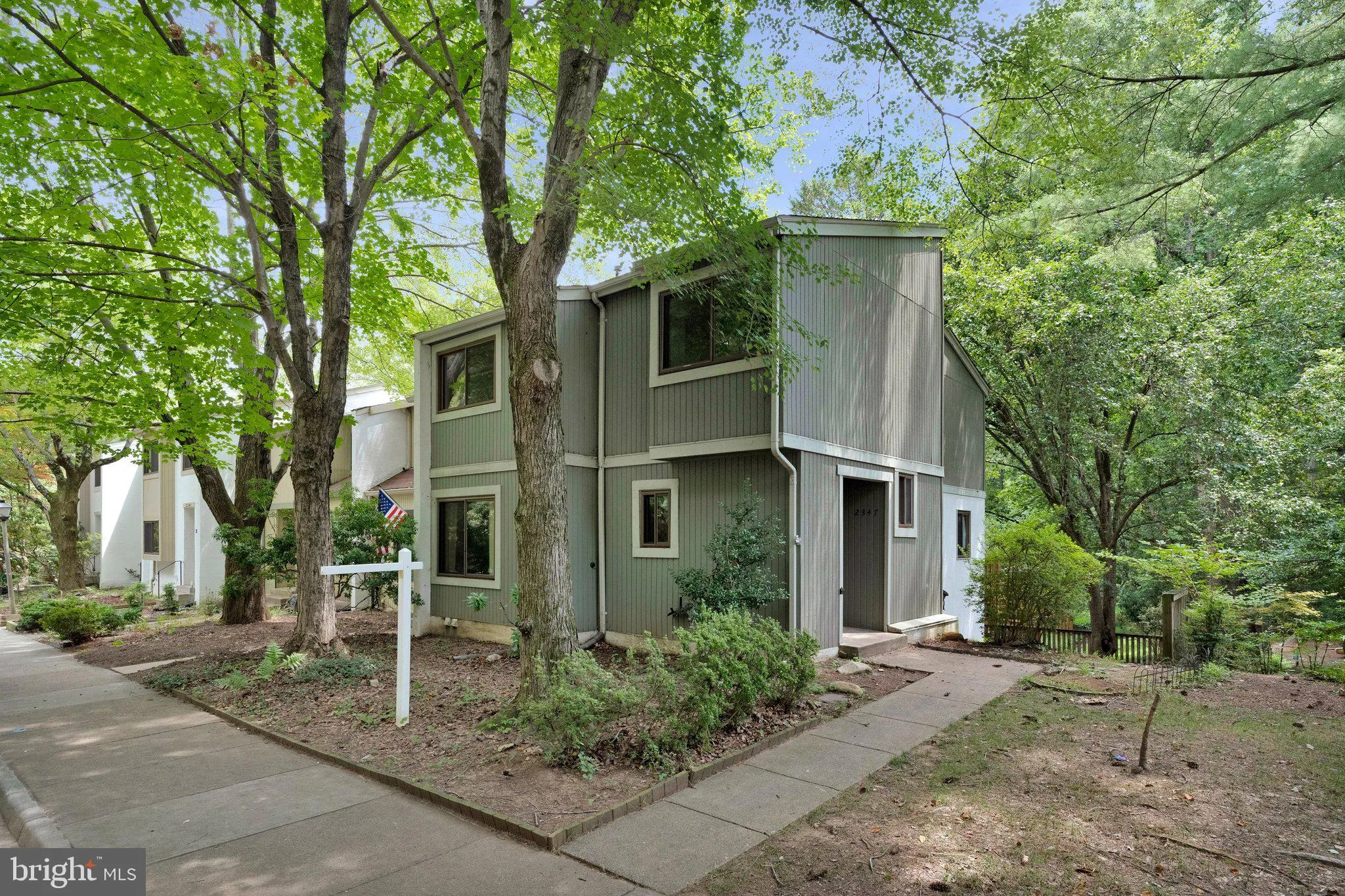 2347 MILLENNIUM LANE, Reston, VA 20191