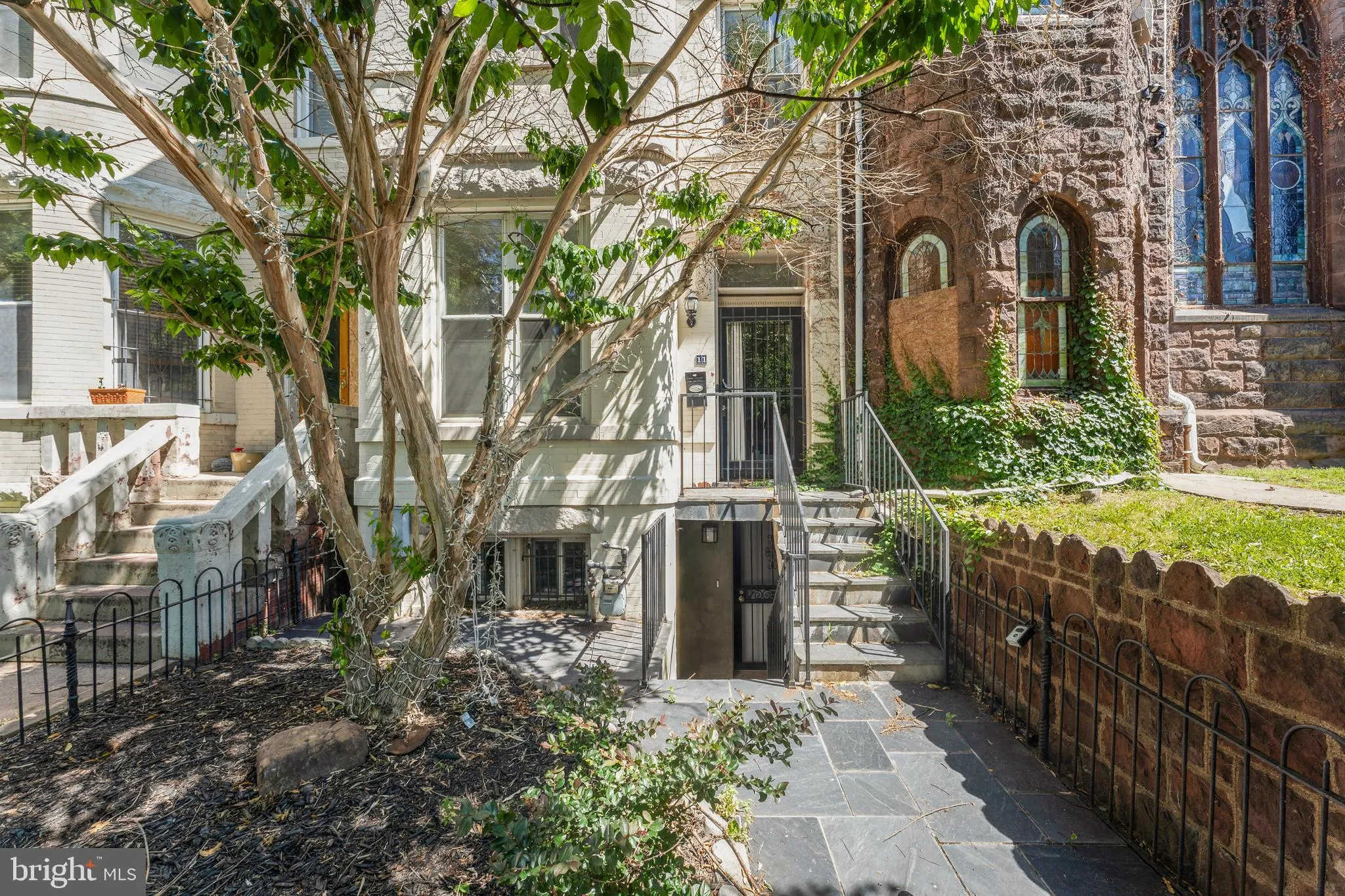 11 R STREET, Washington, DC 20001