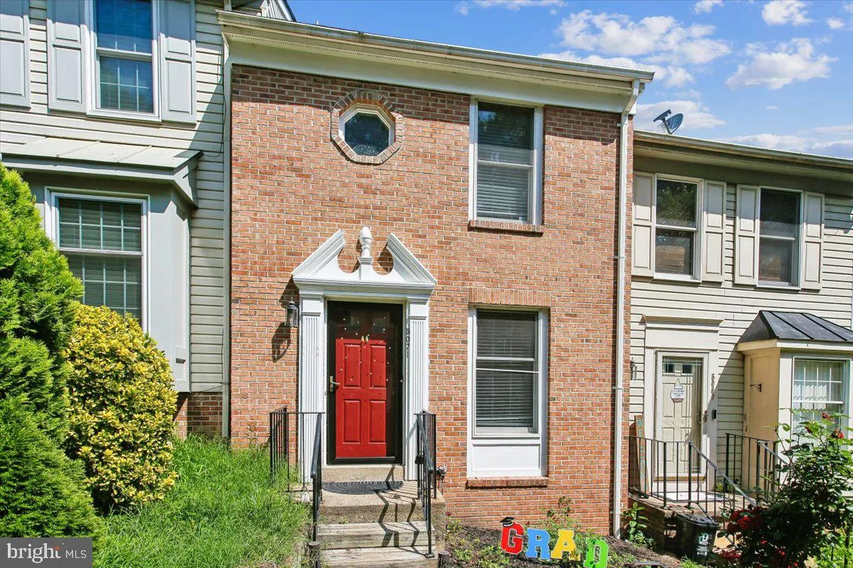 5071 9TH STREET, Arlington, VA 22204