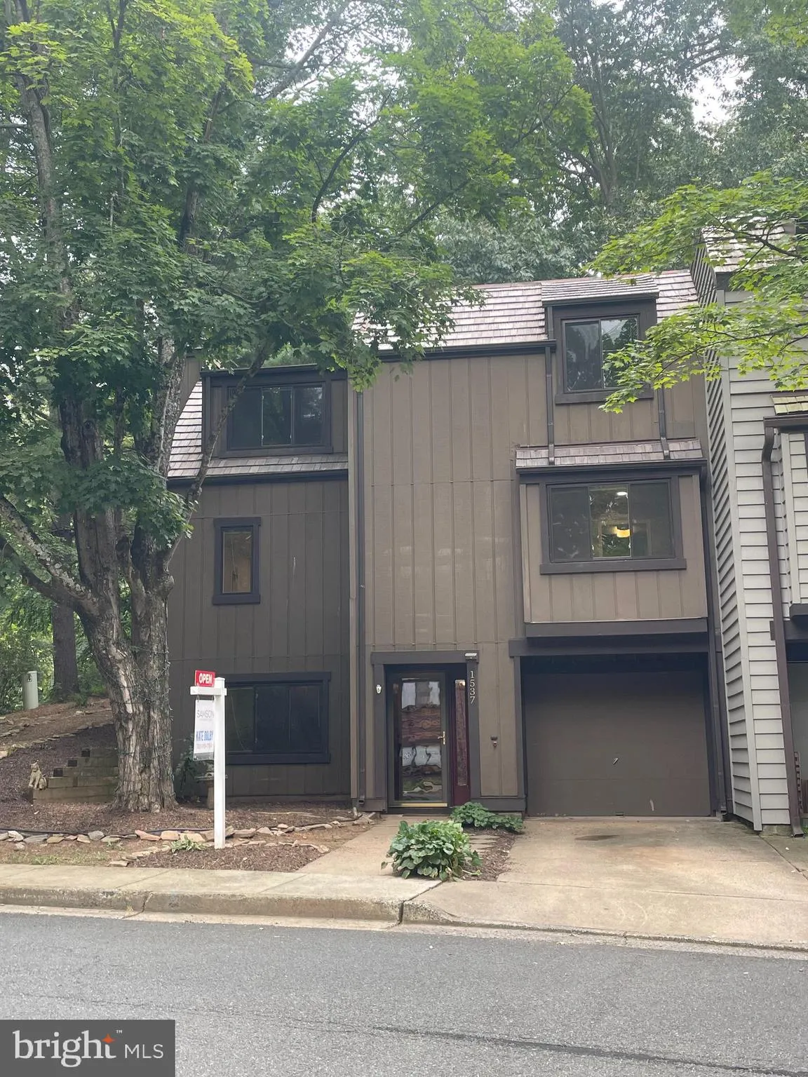 1537 PARK GLEN COURT, Reston, VA 20190