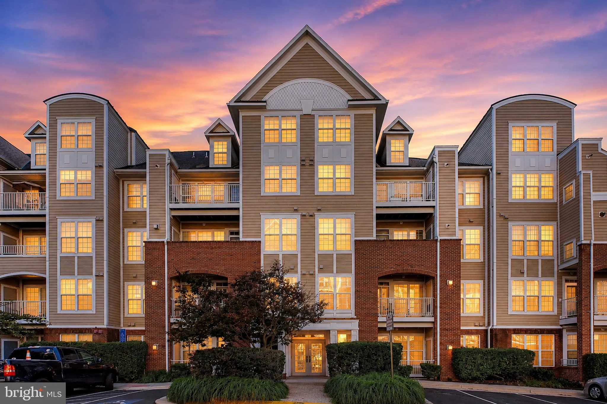 2711 BELLFOREST COURT, Vienna, VA 22180