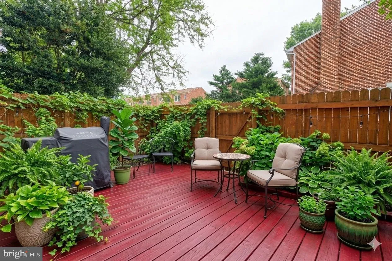 939 SCOTT STREET, Arlington, VA 22204