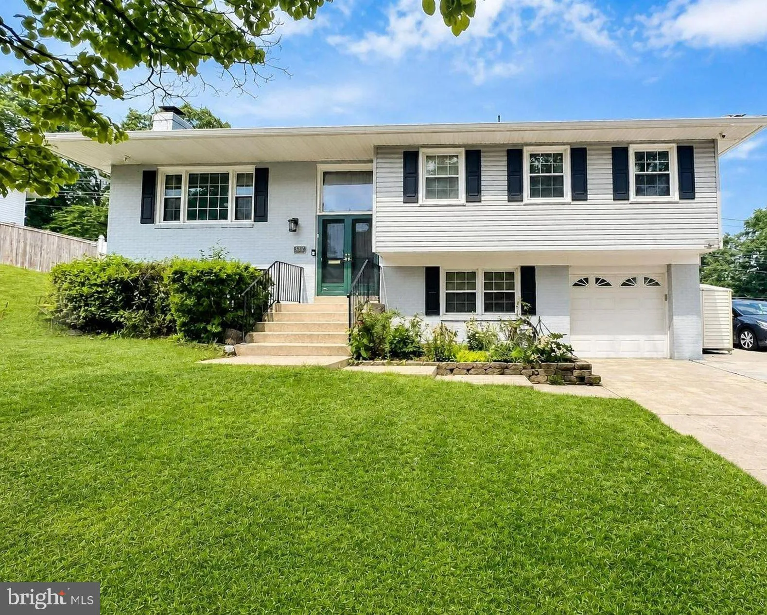 8237 SMITHFIELD AVENUE, Springfield, VA 22152