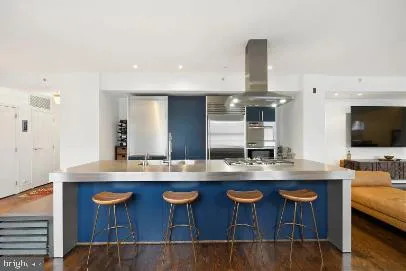 1124 10TH STREET, Washington, DC 20001