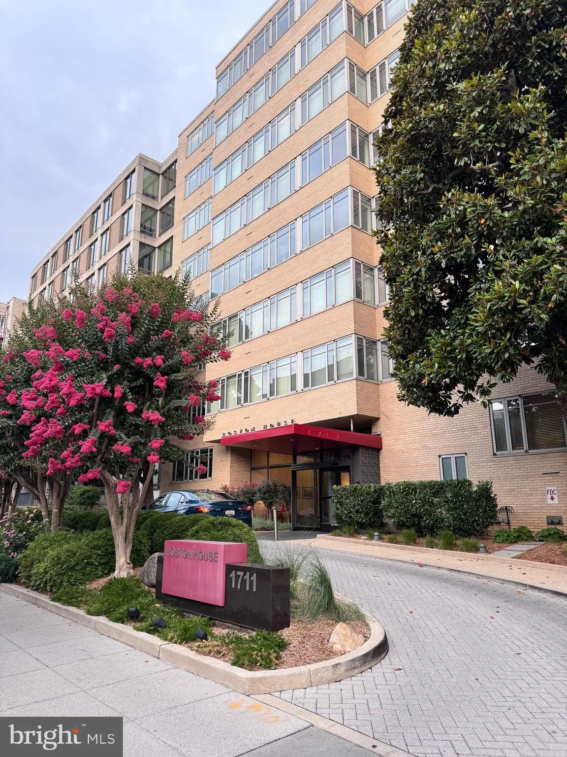 1711 MASSACHUSETTS AVENUE, Washington, DC 20036