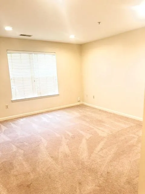 1581 LEEDS CASTLE DRIVE, Vienna, VA 22182