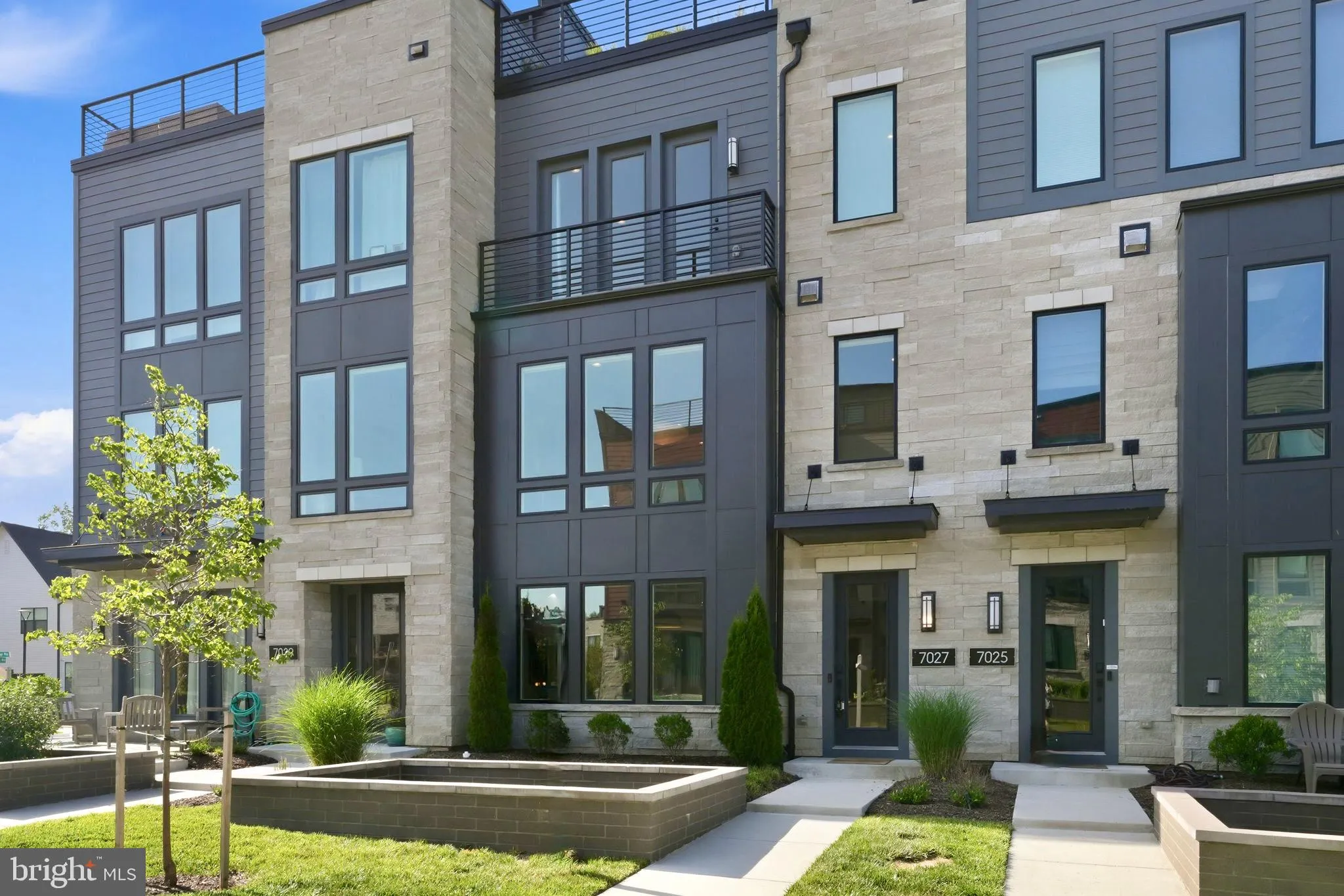 7027 ARTESA LANE, Bethesda, MD 20817