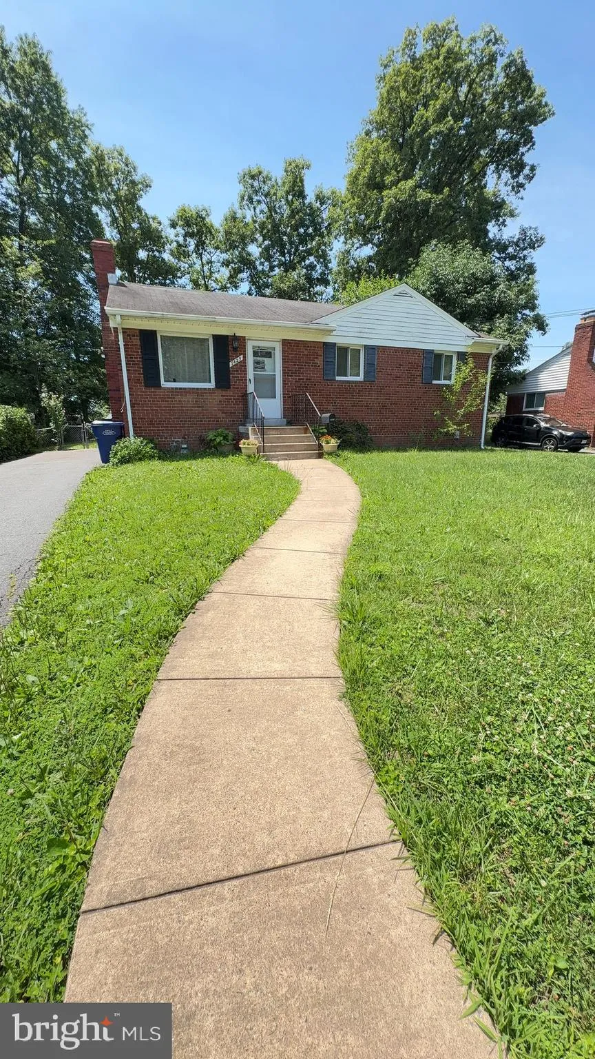 7425 MARC DRIVE, Falls Church, VA 22042