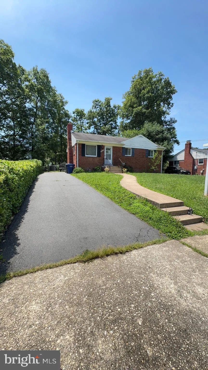 7425 MARC DRIVE, Falls Church, VA 22042