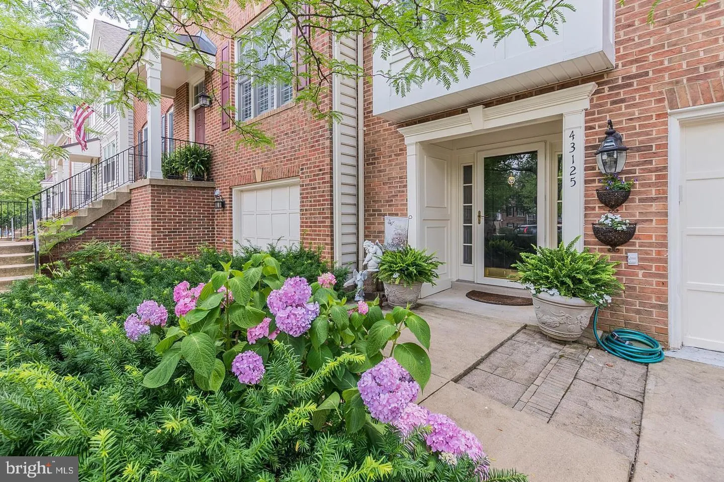 43125 HOLTBY SQUARE, Chantilly, VA 20152
