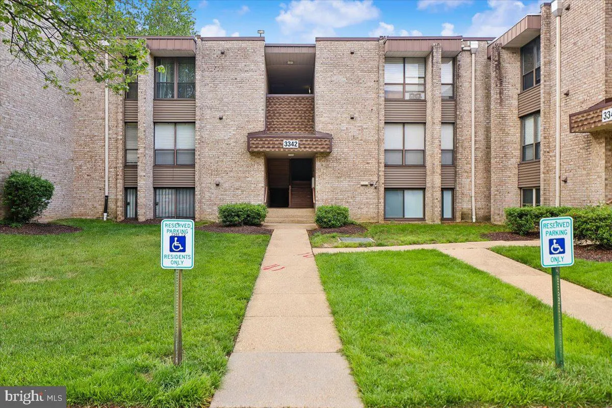 3342 HUNTLEY SQUARE DRIVE, Temple Hills, MD 20748