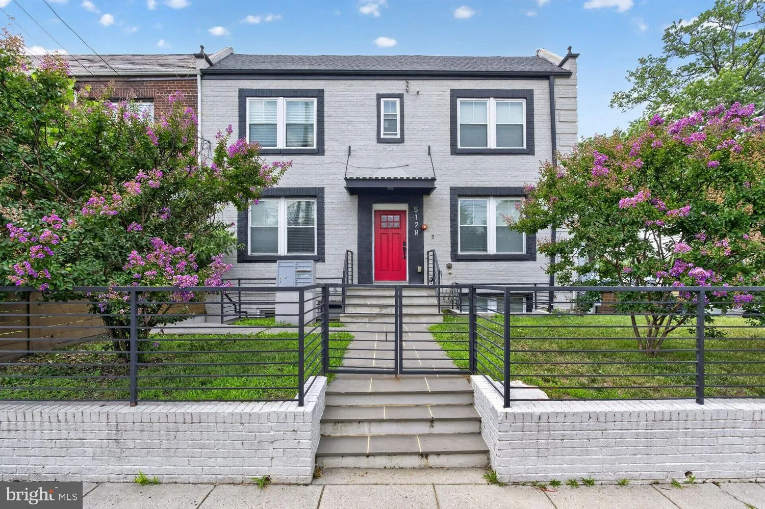 200 HAMILTON STREET, Washington, DC 20011