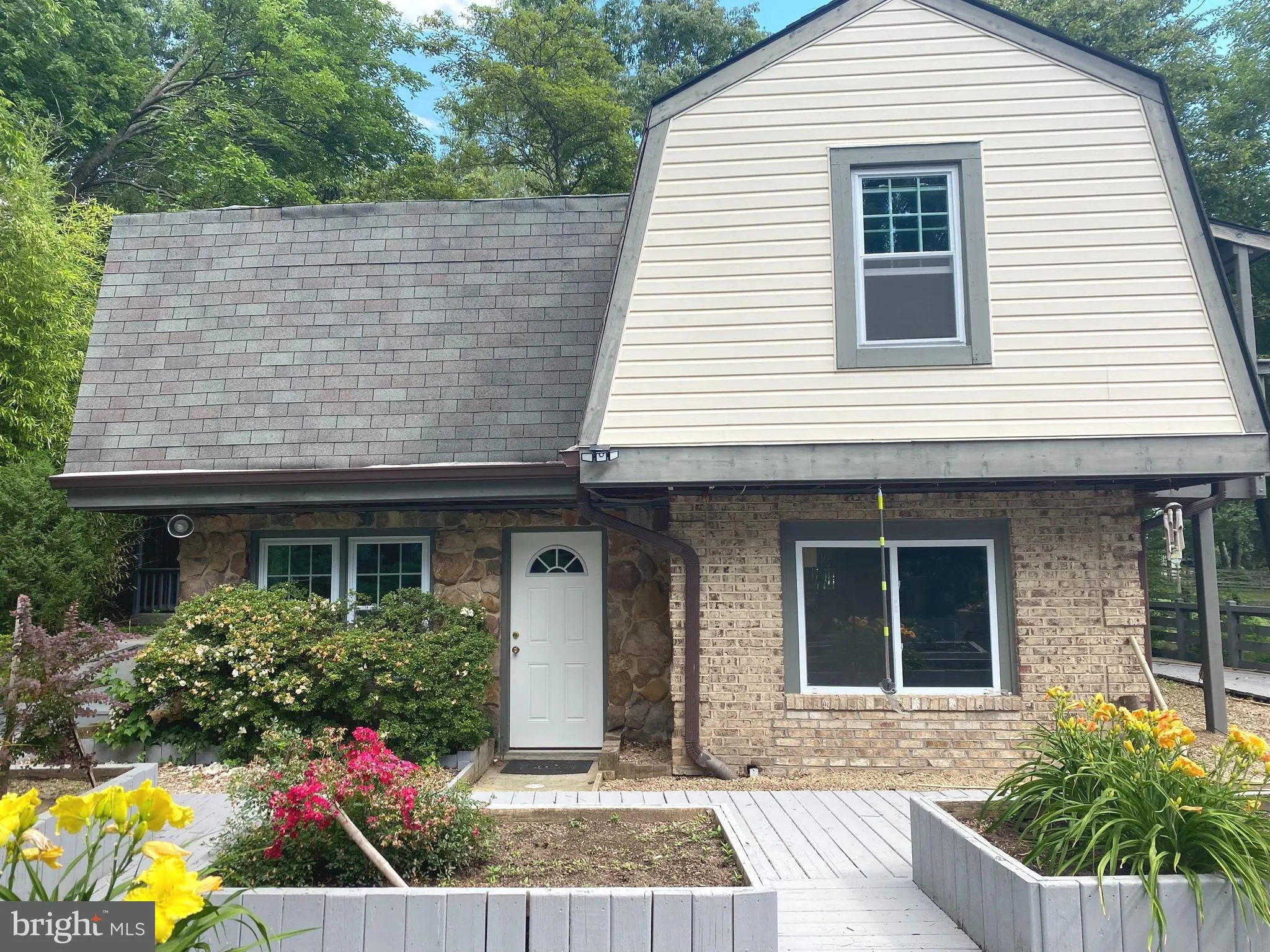 1002 CHARLTON PLACE, Herndon, VA 20170
