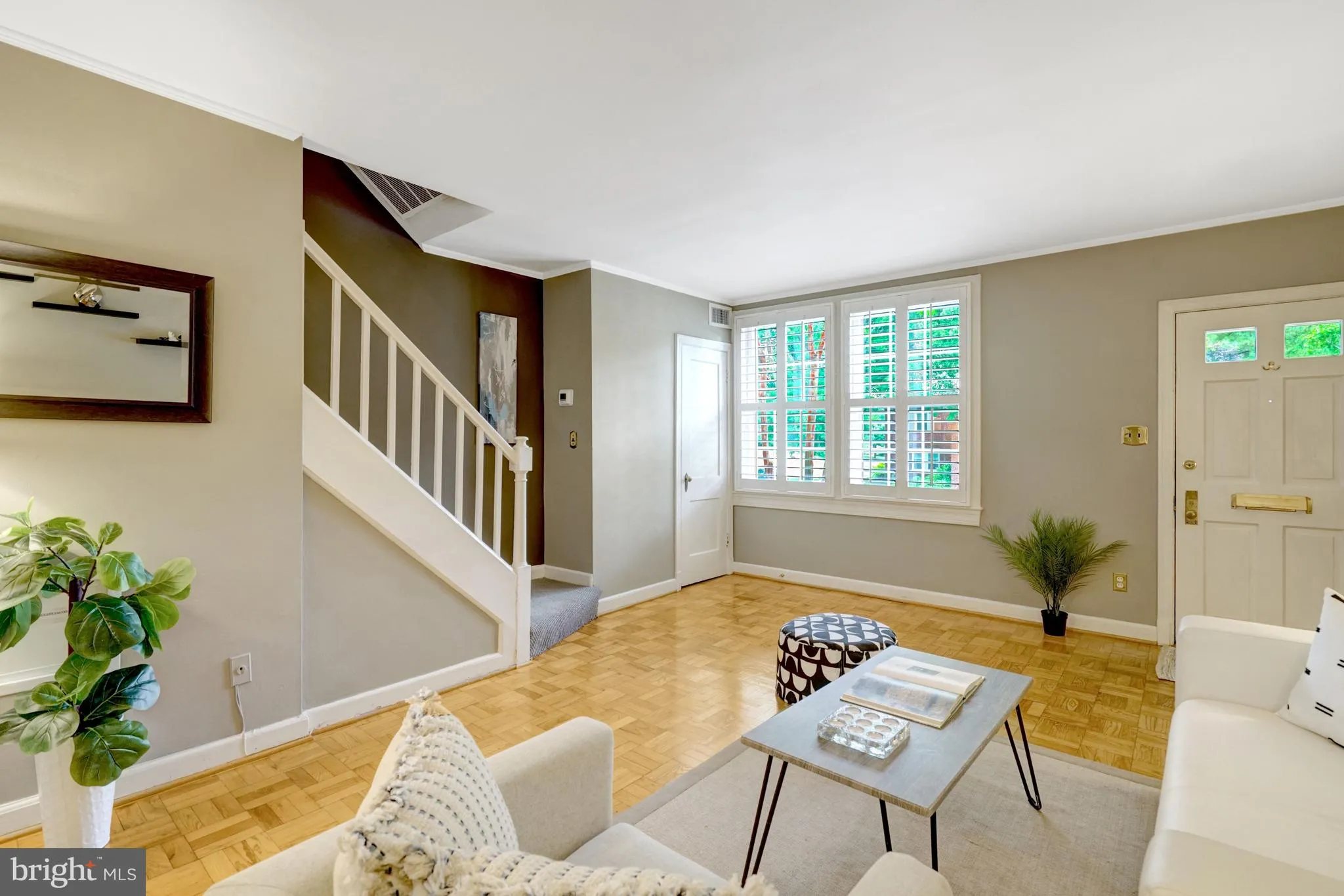 1030 BARTON STREET, Arlington, VA 22204