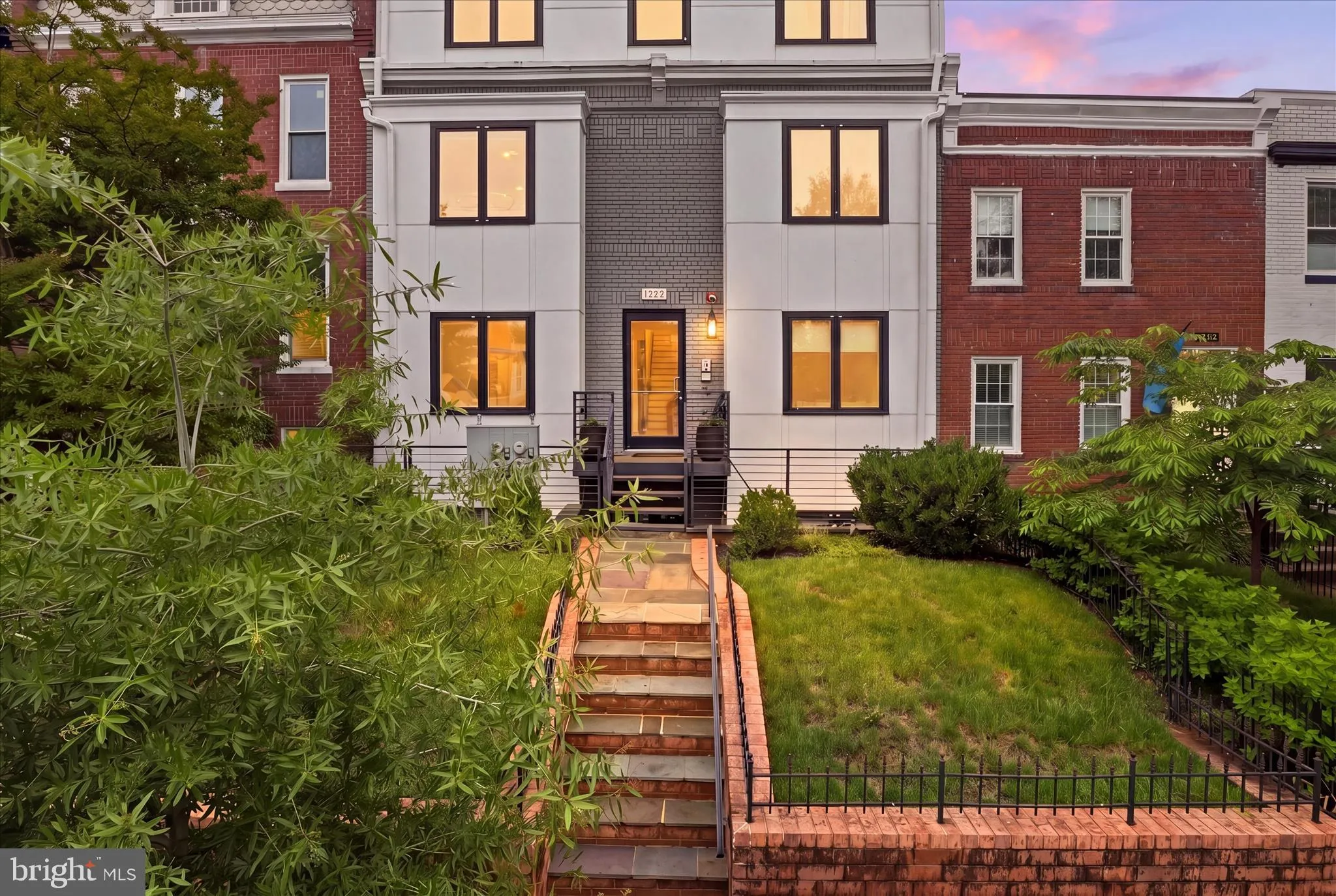 1222 NEAL STREET, Washington, DC 20002
