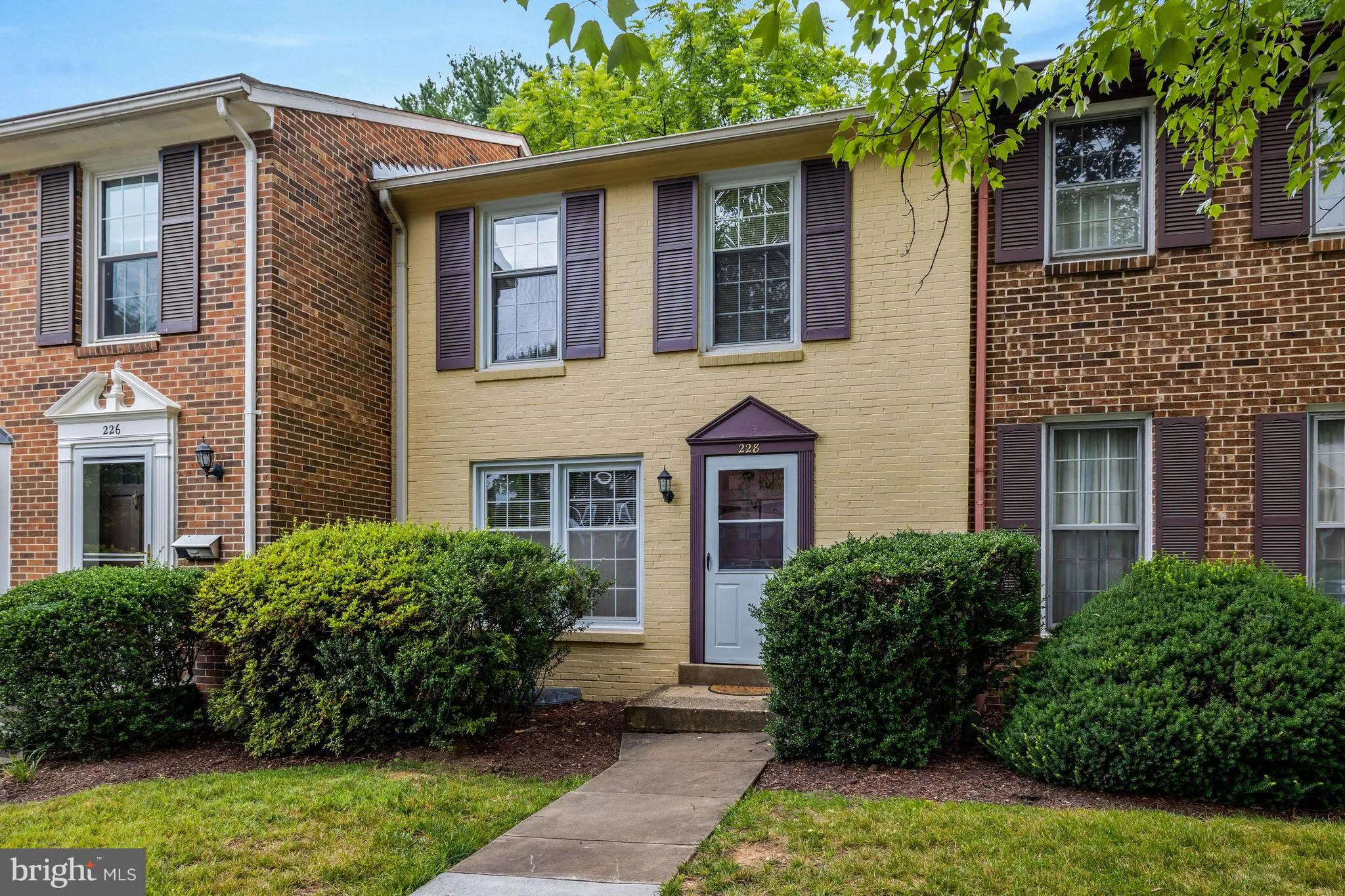 228 COMMONS DRIVE, Vienna, VA 22180