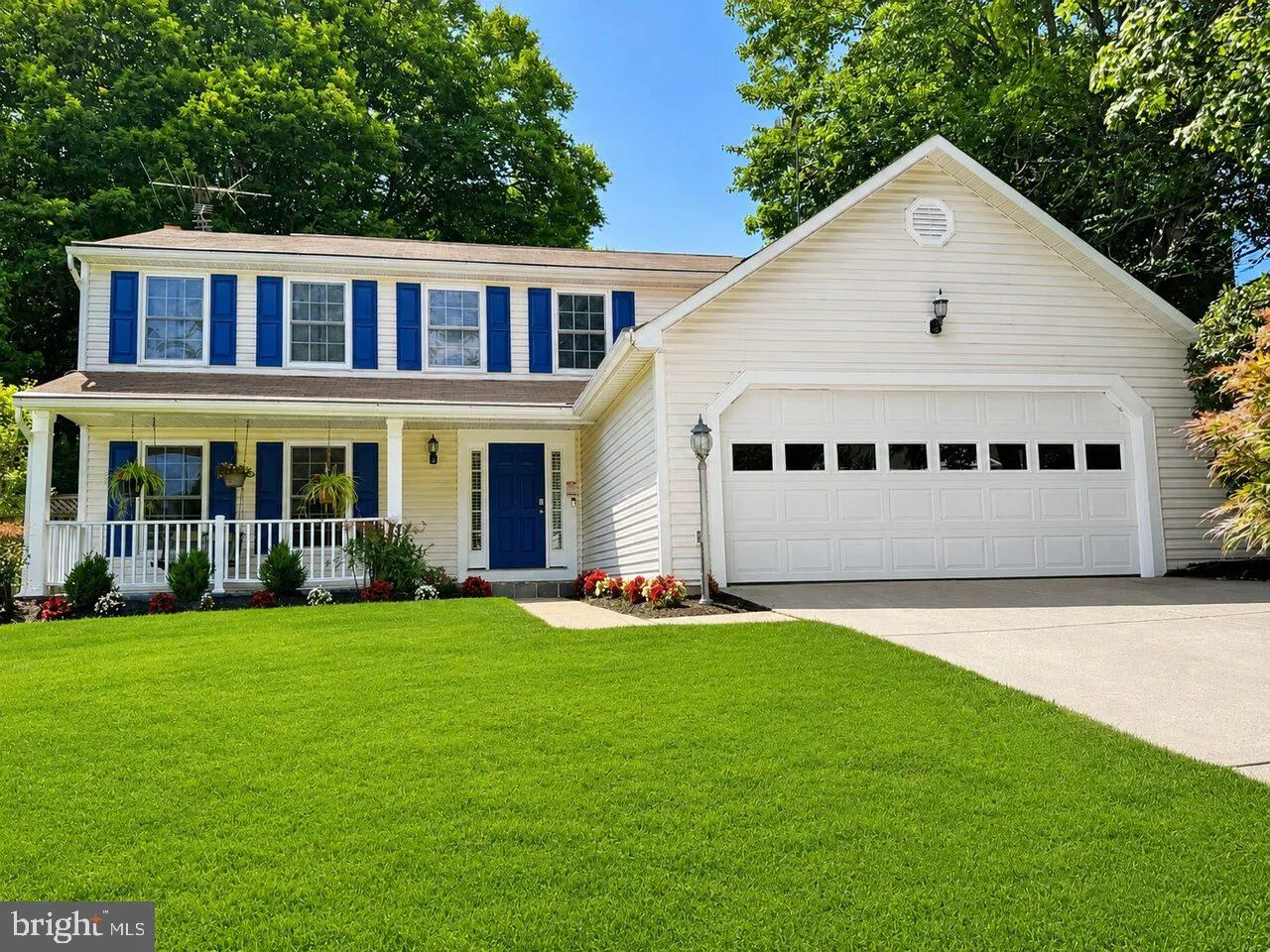 7809 ROUNDABOUT, Springfield, VA 22153