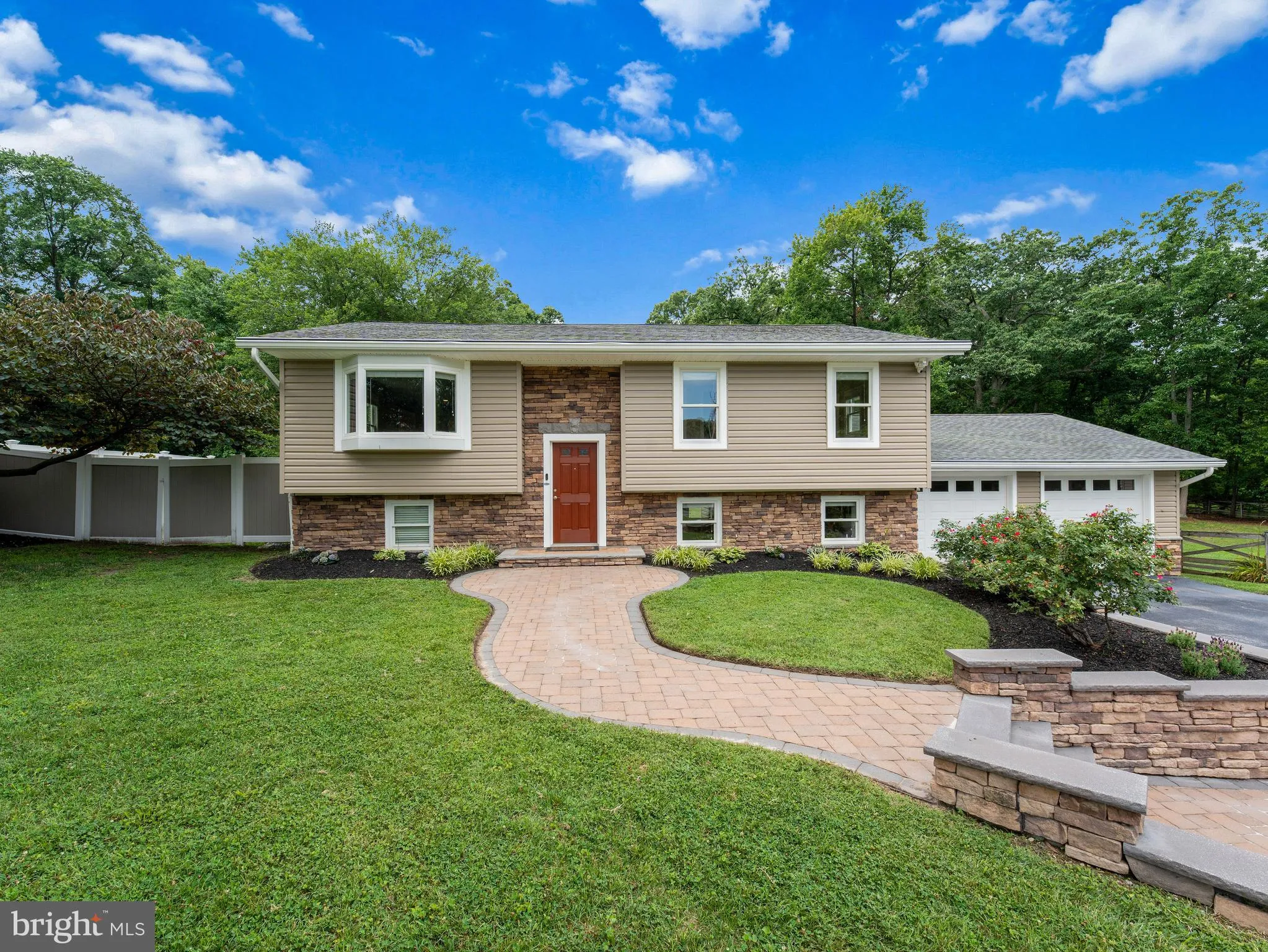 7884 BELHAVEN AVENUE, Pasadena, MD 21122