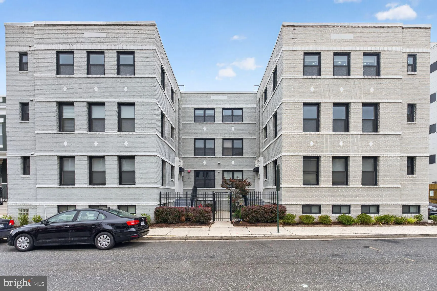 809 OTIS PLACE, Washington, DC 20010
