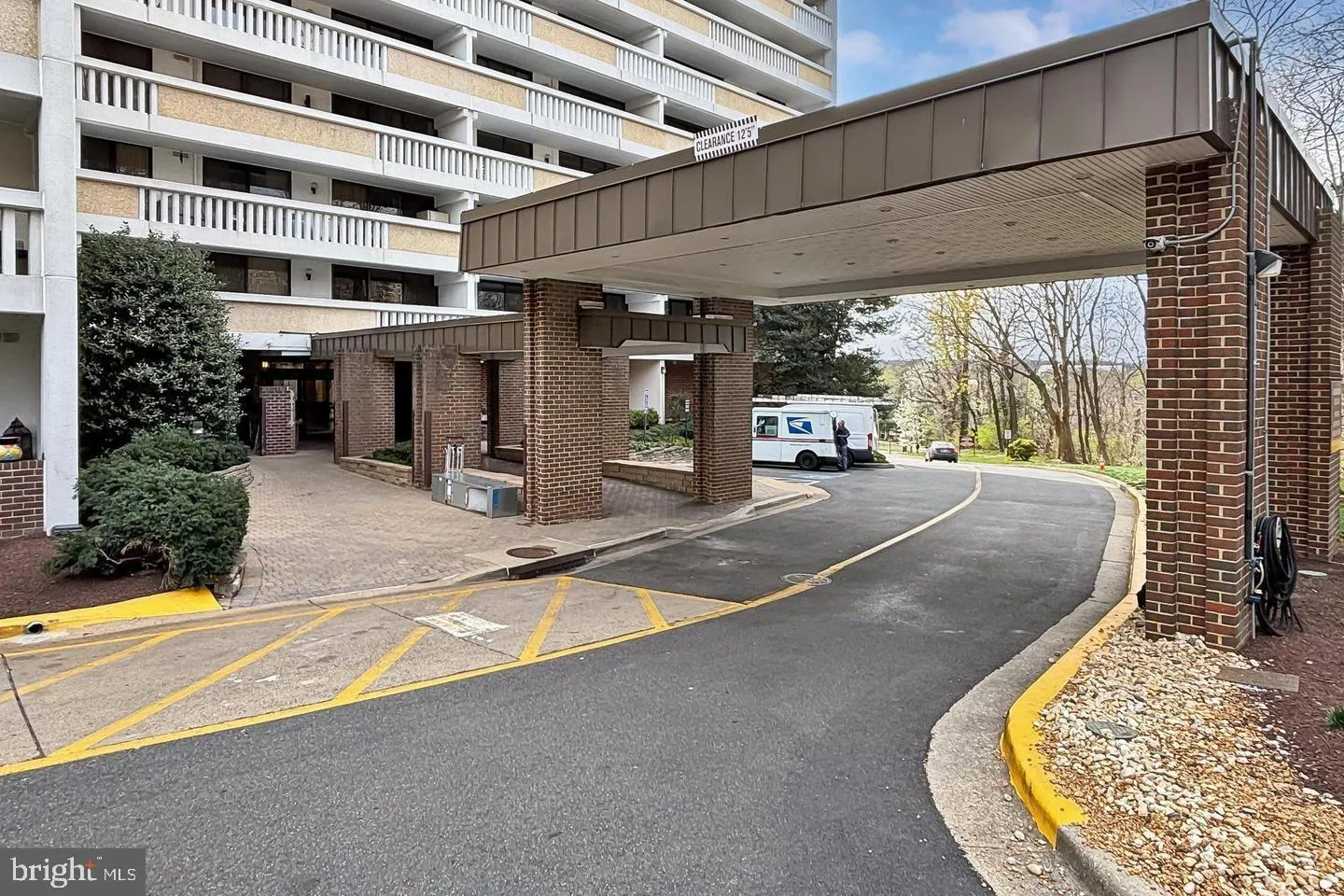6101 EDSALL ROAD, Alexandria, VA 22304