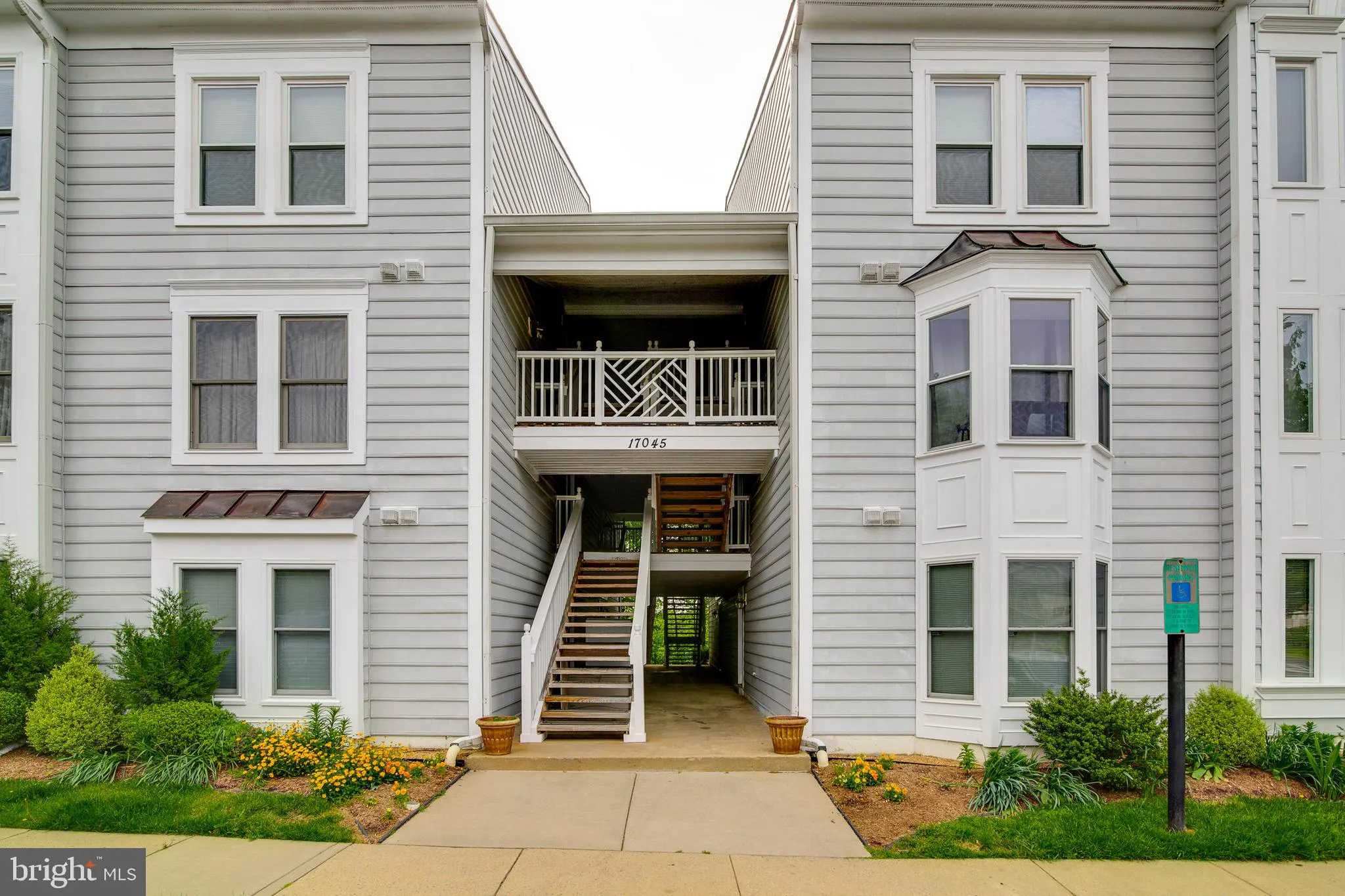 17045 ISLIP LOOP, Dumfries, VA 22026