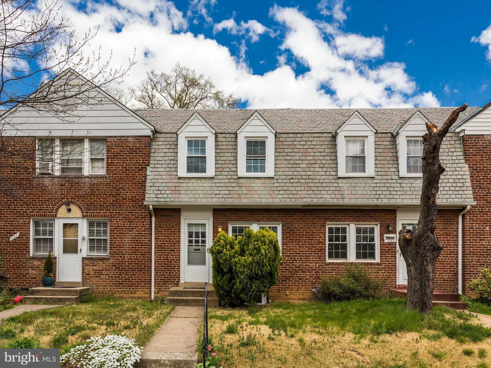 1045 MONROE STREET, Arlington, VA 22201